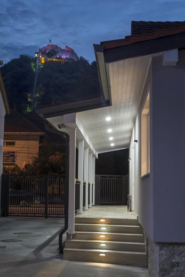 데바 Casa Branga B&B 외부 사진